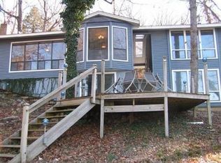 393 Curvy Rd, Camdenton, MO 65020