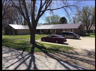 100 E 1st St APT 5, Arthur, IA 51431