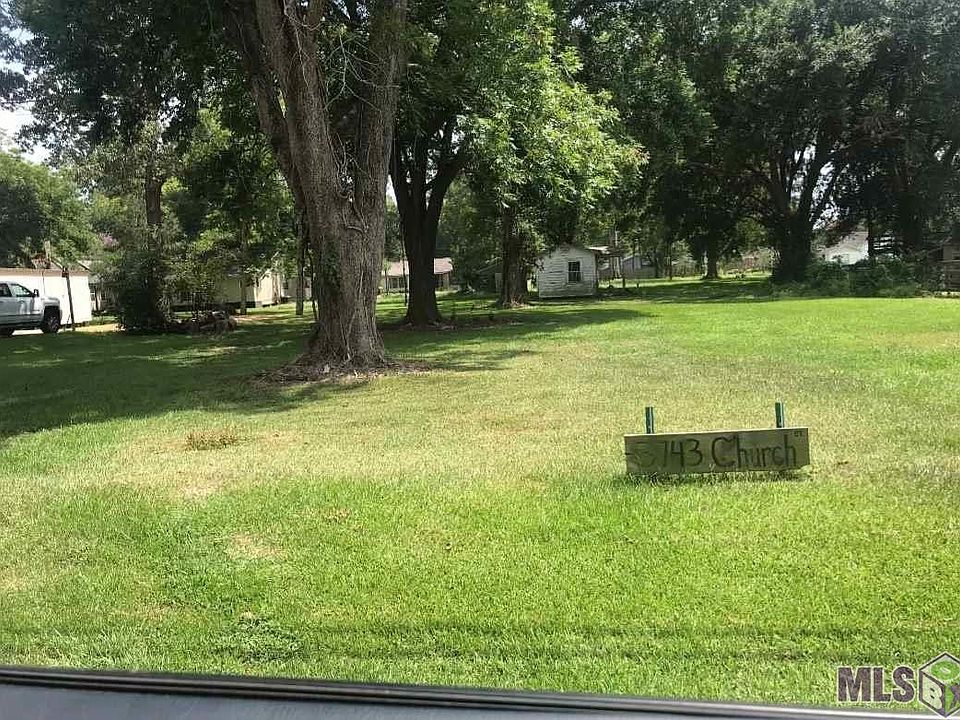 2nd image of 3743 Church St