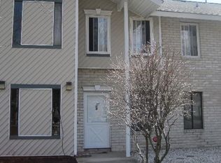 47 Fargo Ct, Coram, NY 11727