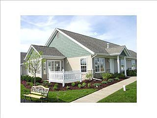 1st image of 204 Lily Ln
