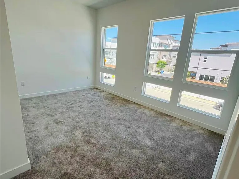 285 Remy Ln — Photo 17