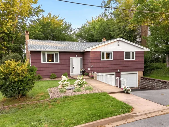 15 Cranston Ave, Halifax, NS B2Y 3G1