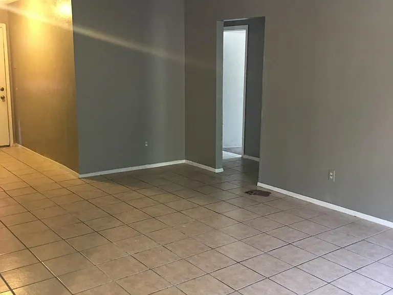 6224 Denham Dr — Photo 4