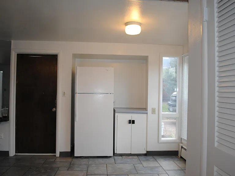 1221 La Veta Way — Photo 8
