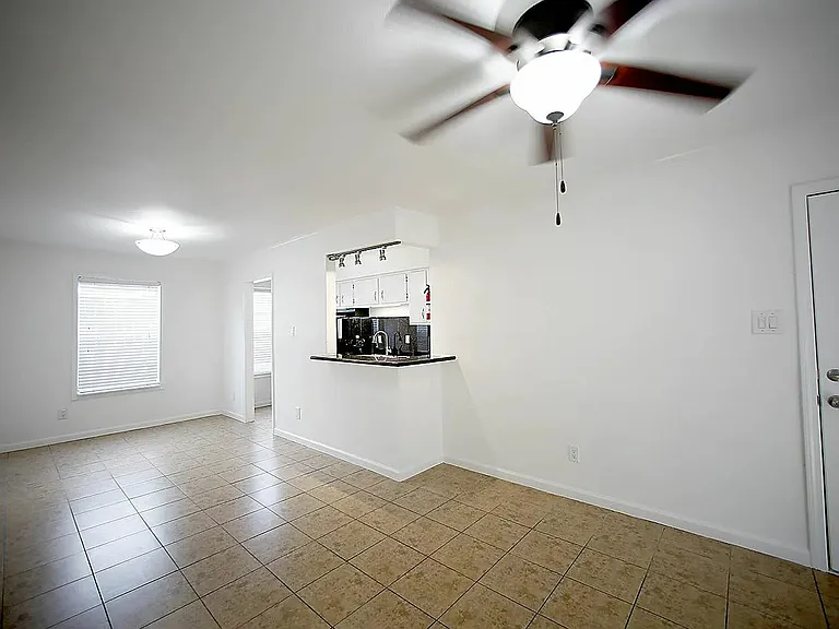 Forest Oaks Apartments — Photo 7