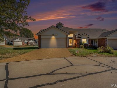 9425 Mackenzie Circle Ct, Saint Louis, MO, 63123