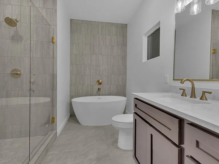 1519 Golden Hill Ter — Photo 30