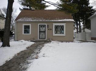 5040 N 27th St, Milwaukee, WI 53209