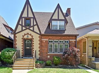 7553 S Crandon Ave, Chicago, IL 60649