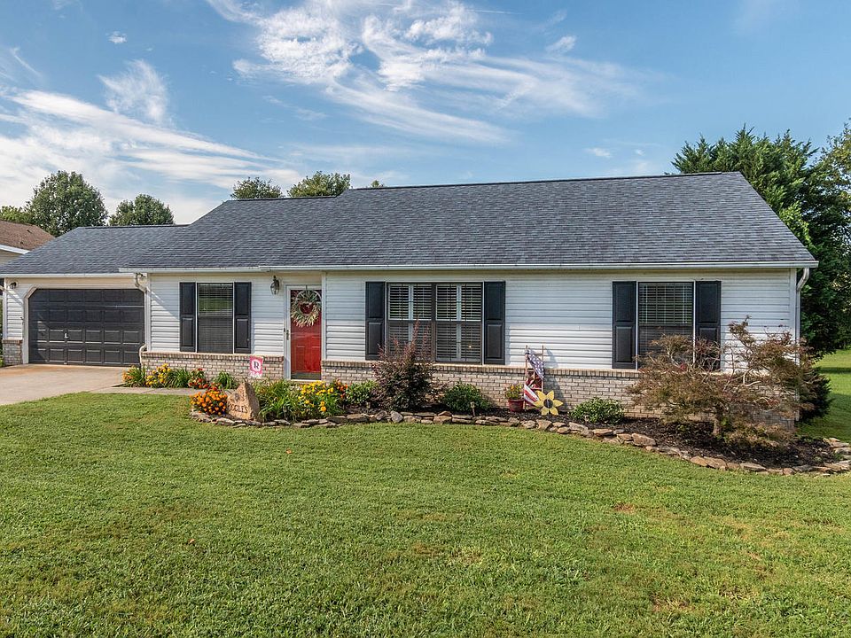 1st image of 319 Lavista Dr