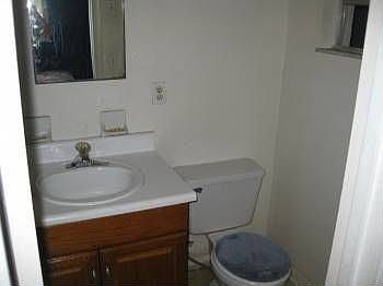 4th image of 5179 Edwina St