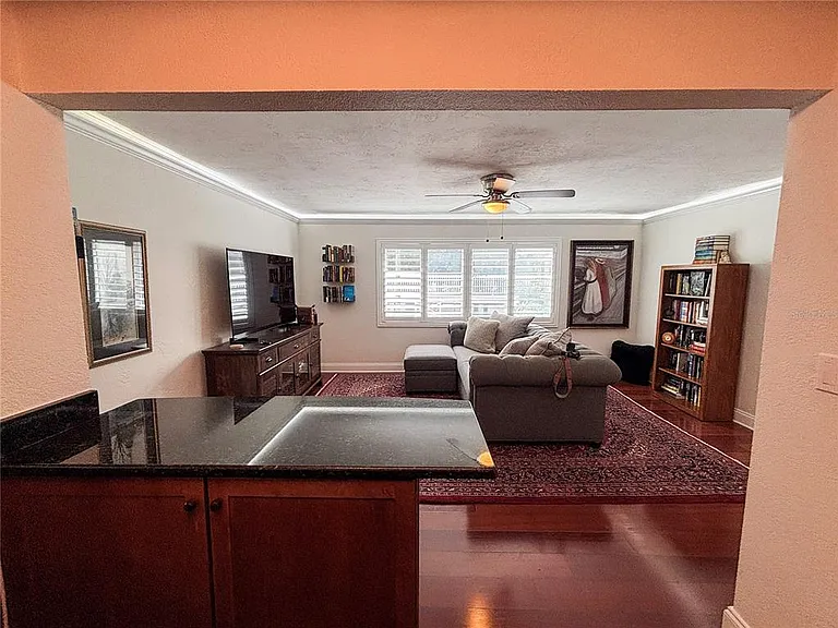 210 5th Ave S #209 — Photo 7