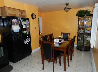 426 Woburn St, Tewksbury, MA 01876