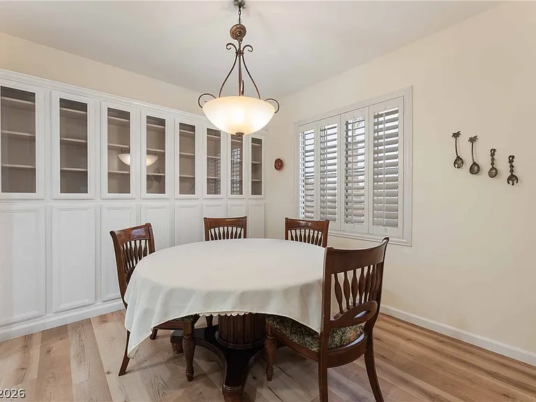 2565 Leighton Ave — Photo 16