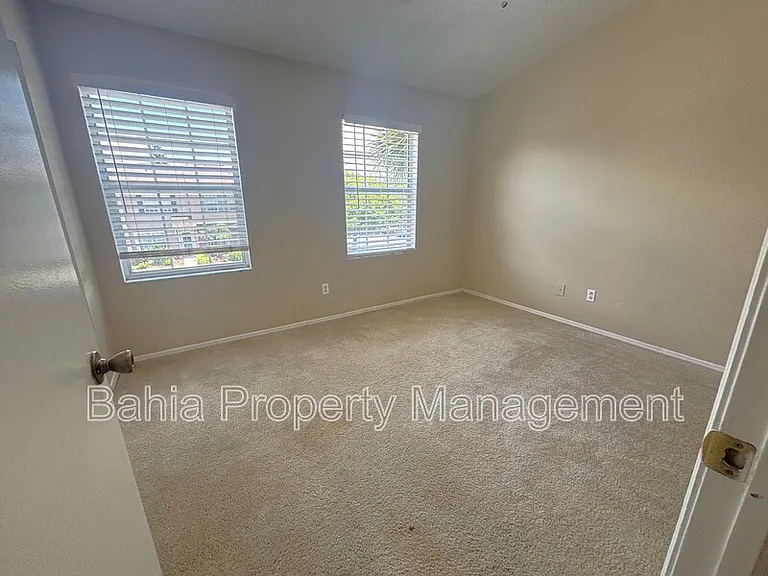 6235 Bayside Key Dr — Photo 9