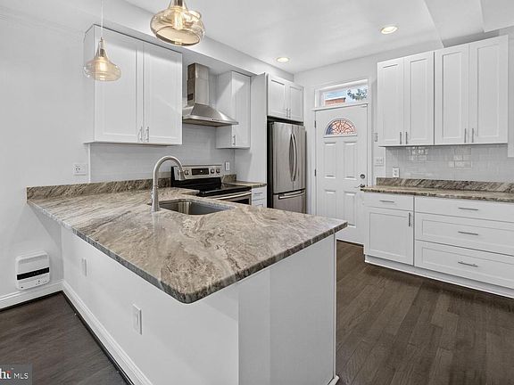 4th image of 6207 8th St NW
