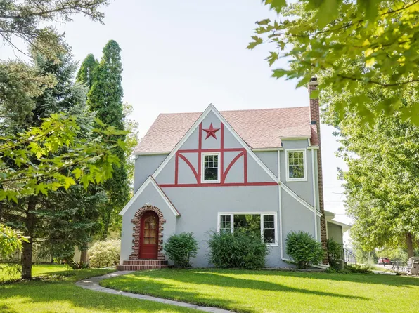 201 2nd St W, Chokio, MN 56221
