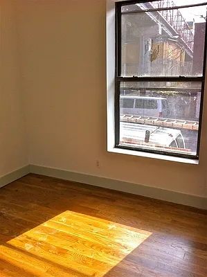 Rented by EXR | media 6