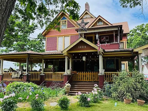 1624 Oakland Ave, Des Moines, IA 50314