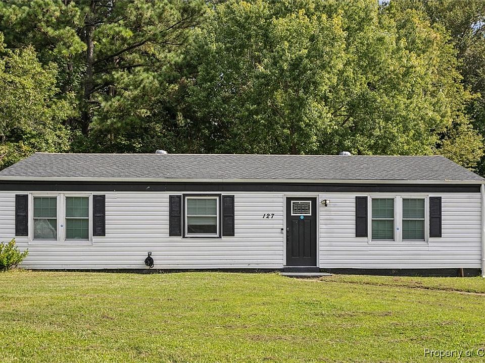 1st image of 127 Walnut Dr