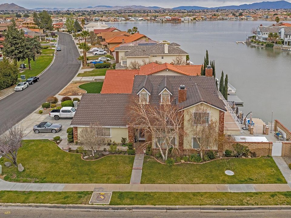 1st image of 17987 Mariner Dr