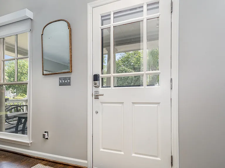 418 Olmsted Park Pl — Photo 4