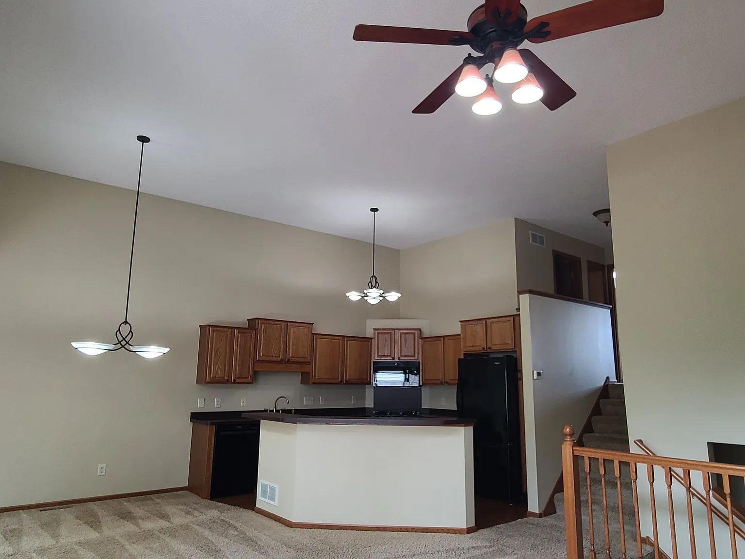 3 bed, 2.5 bath, 1878 sqft, $2,650 — Photo 4