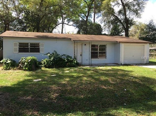 1st image of 2144 Woodland Dr