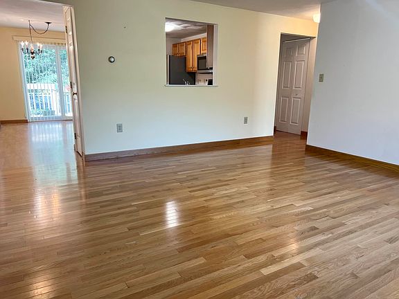 4th image of 136 Morningside Commons