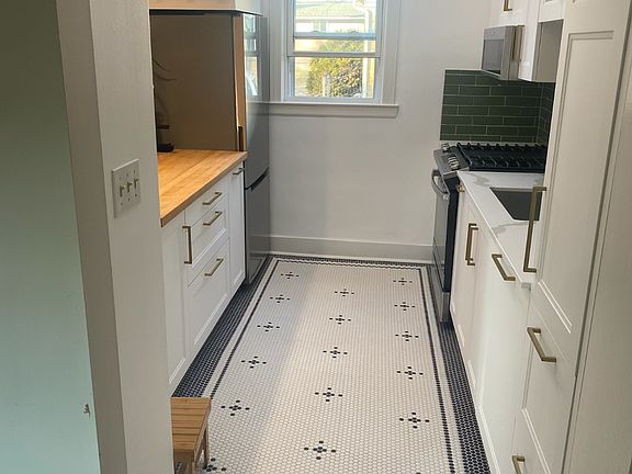4th image of 3065 Nordman Rd