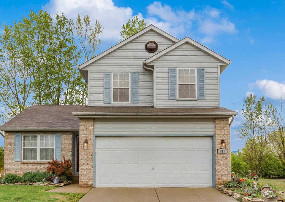 1st image of 843 Wallace Dr