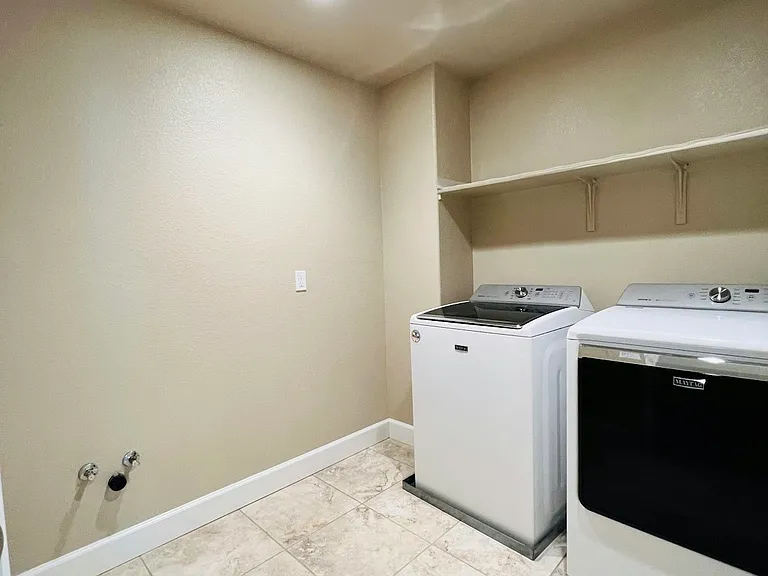 4279 Trolan Ln — Photo 17
