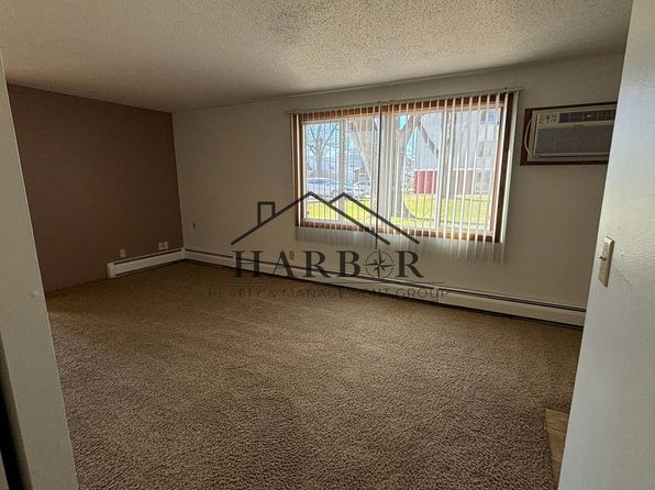 Hayfield Greens Apartments, 110 Bldg, 110 2nd Ave SE #104, Hayfield, MN 55940
