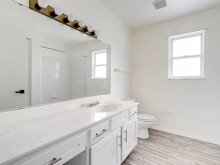 The Montleone Apartments — Photo 9
