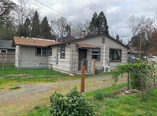 901 NW D St, Grants Pass, OR 97526
