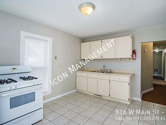 5th image of 816 W Main St APT 2
