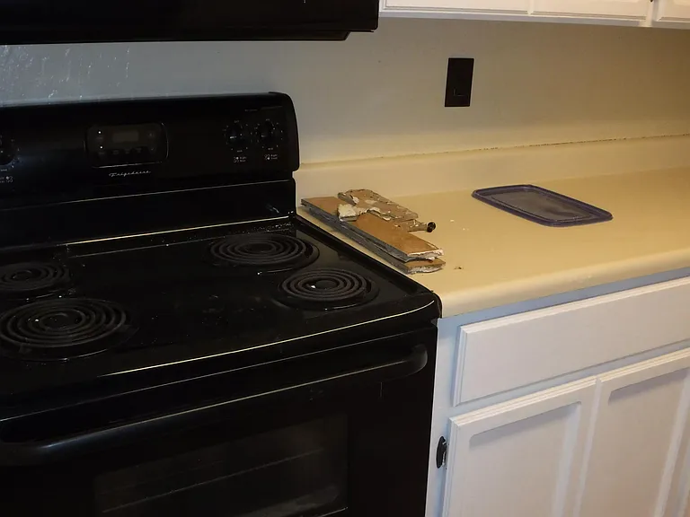 1302 E Maryland Ave #5 — Photo 8