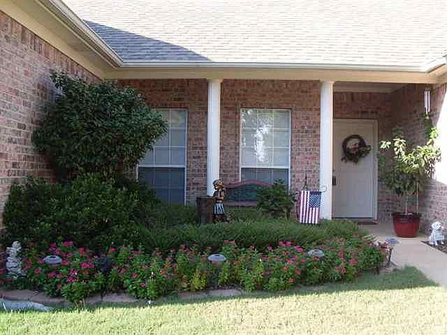 1st image of 7509 Palisades Dr
