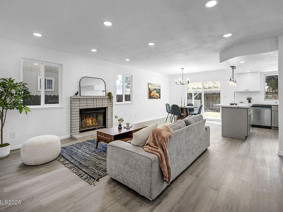 1st image of 2719 Chavez Dr