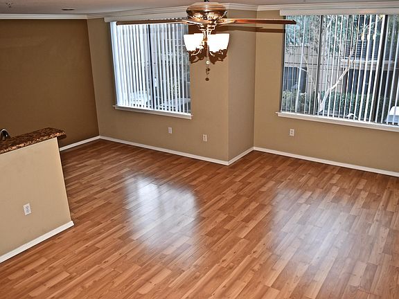 5th image of 1701 E Colter St Unit 7
