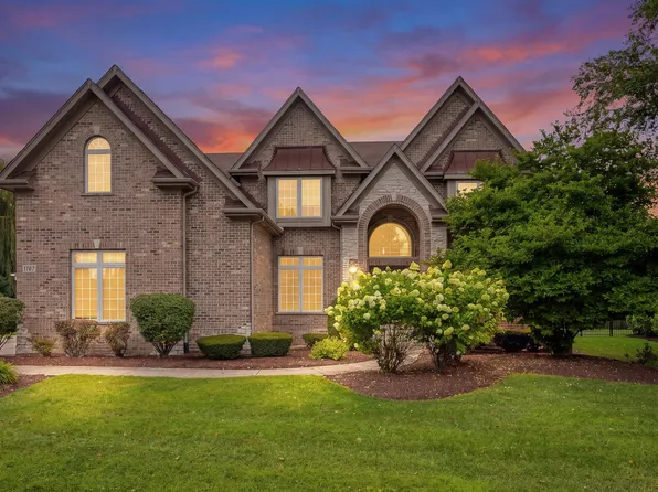 4767 Sassafras Ln, Naperville, IL 60564