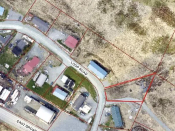 163 Loop Rd, Unalaska, AK 99685