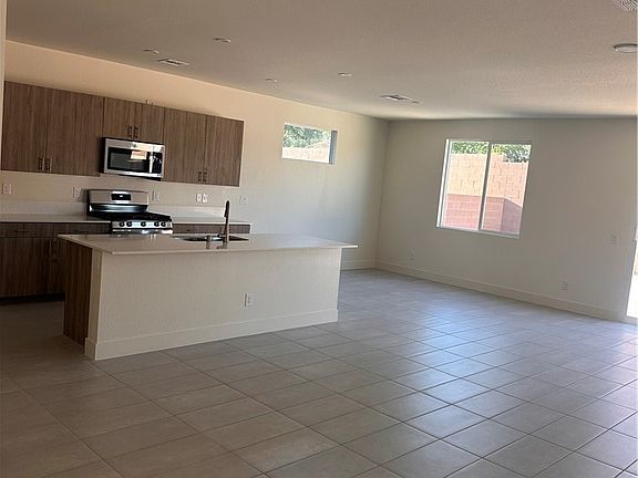 2nd image of 2464 Tom Collins Dr