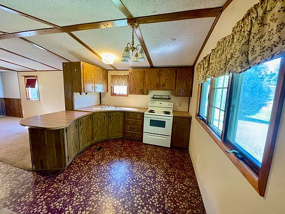 5th image of 12 Stony Acres Dr