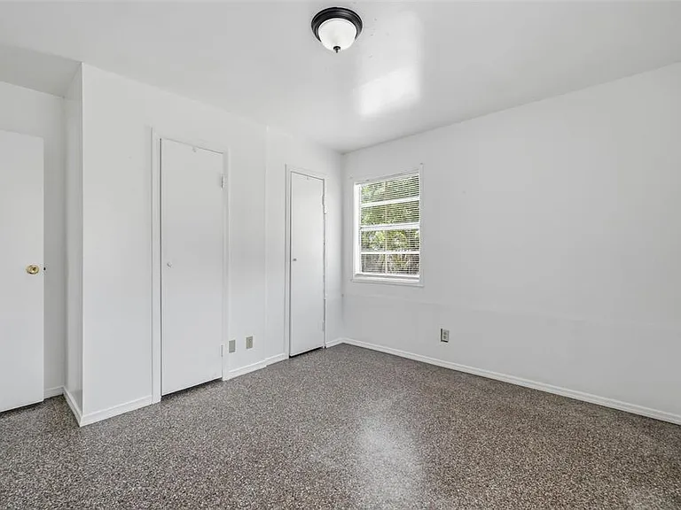 6802 Larmon St — Photo 14