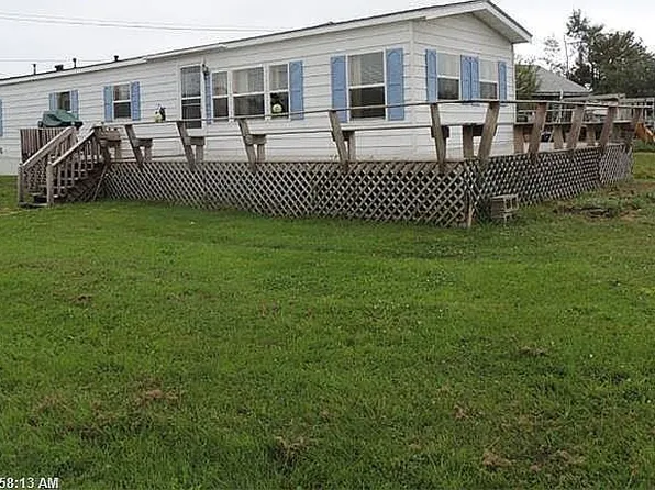64 County Rd, Eastport, ME 04631