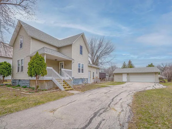 160 Marcoe Street, North Fond Du Lac, WI 54937