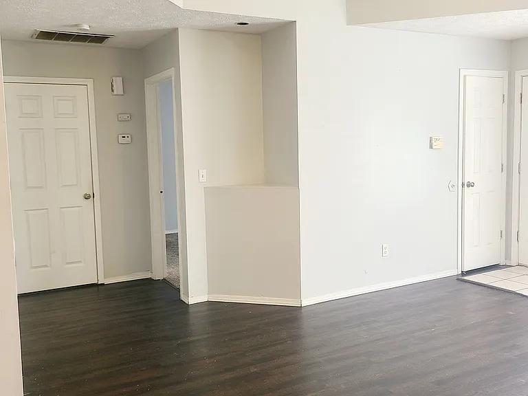 1308 W Nichols St #B — Photo 10