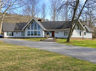 8950 Cattails Creek Way, Ooltewah, TN 37363